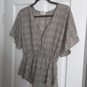 NWT Sienna Sky top